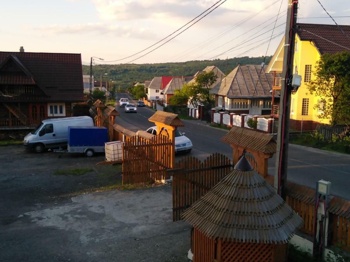 Pensiune Agroturistica "Casa Teodora" Budeşti Exterior foto